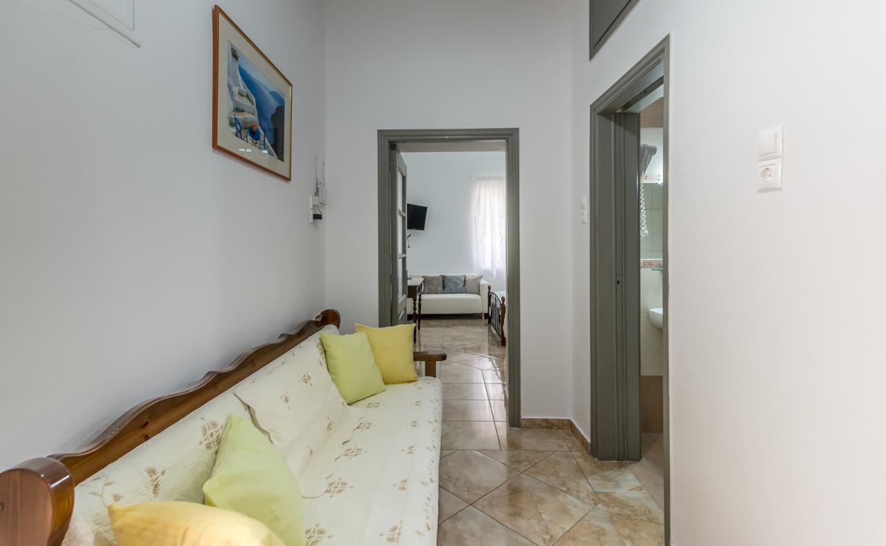 Milos Apartments Adamantas  Exterior photo